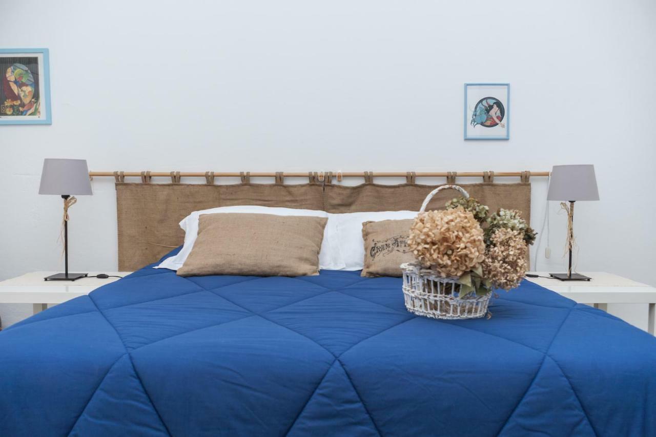 Bed and Breakfast Primo Piano Монелья Екстер'єр фото